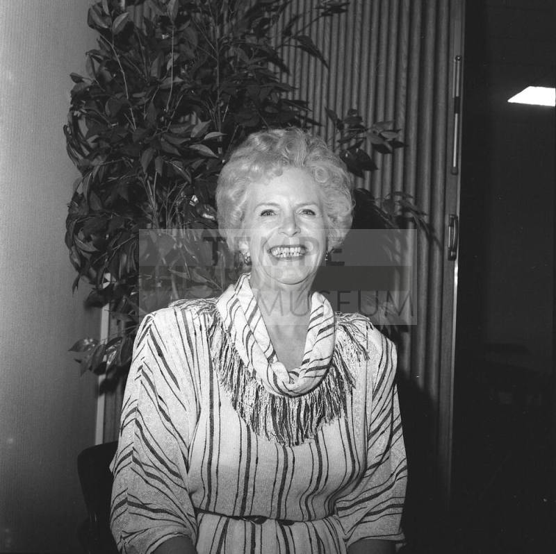 Marilyn Glenny, St. Luke's Tempe Women of Distinction, 1989