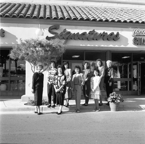 Christmas Photo of the Staff at Signatures