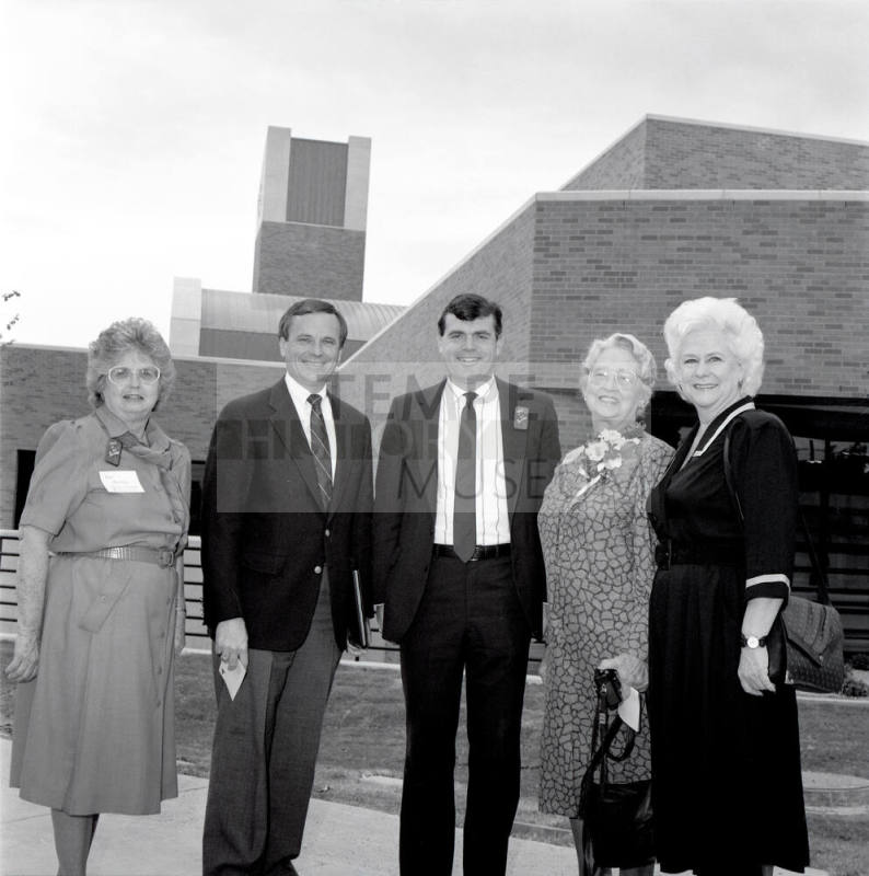 Dedication of Tempe Public Library and Edna Vihel Activity Building (L to R) Pat Hatton, Harry Mitchell, Will Manley, Edna Vihel and Carol Smith