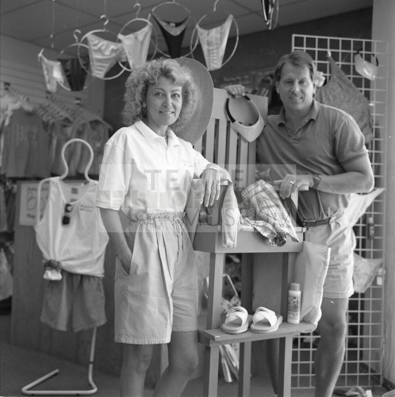 Sunwear Arizona- Linda Leaf and Gil Schmitt