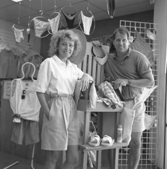 Sunwear Arizona- Linda Leaf and Gil Schmitt