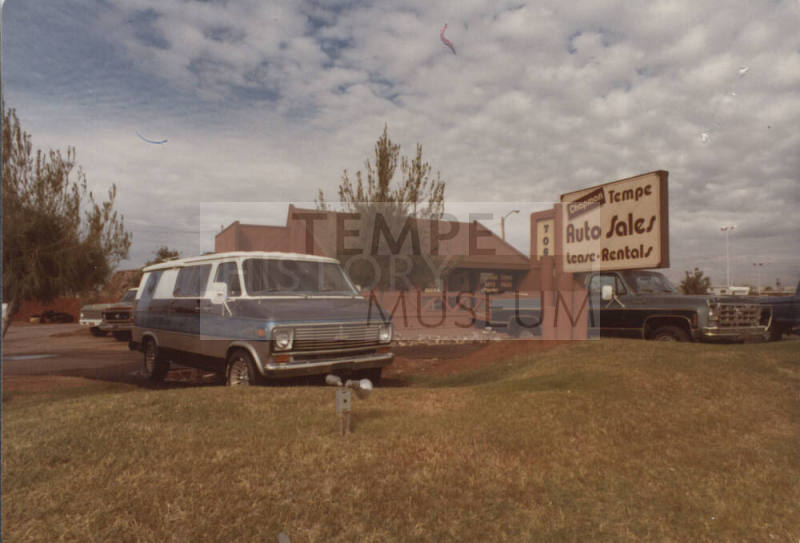 Chapman's Tempe Automobile Sales - 706 North Scottsdale Road, Tempe, Arizona