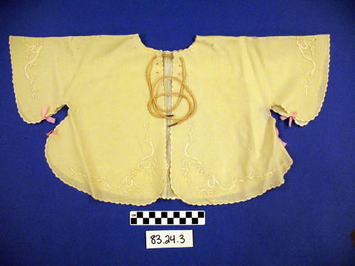Sacque, Infants