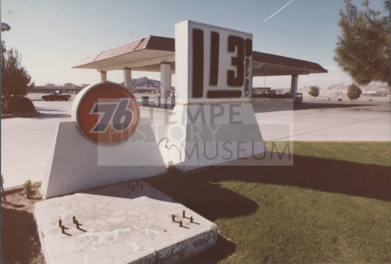 Union Gasoline Station - 1380 North Scottsdale Road, Tempe, Arizona