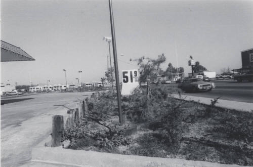 Union Gasoline Station - 1380 North Scottsdale Road, Tempe, Arizona