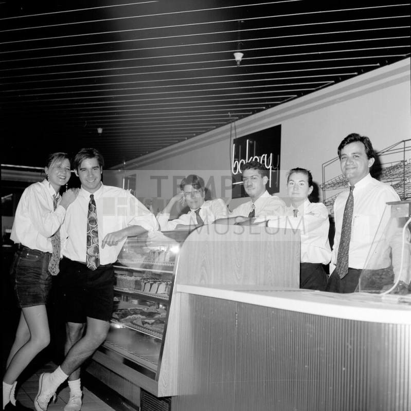 Cafe Bistango opening