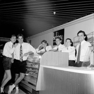 Cafe Bistango opening