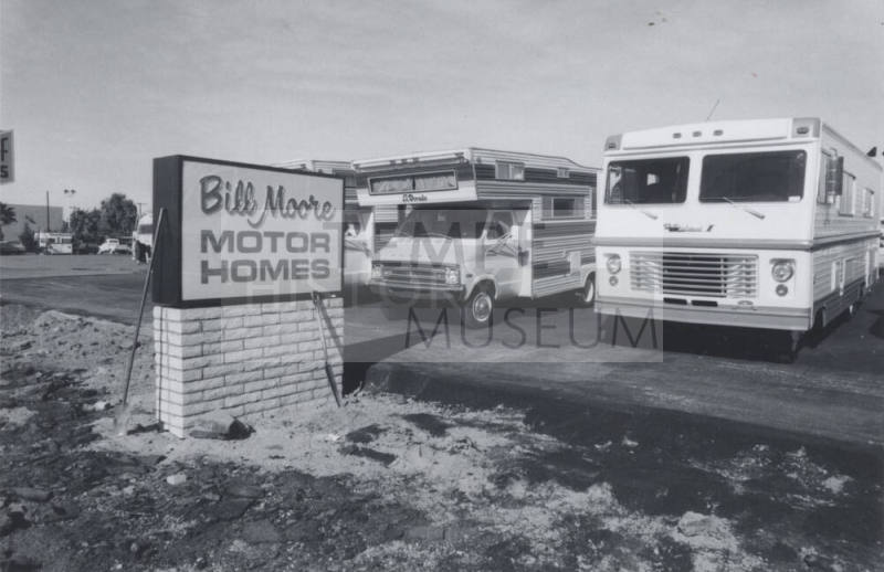 Bill Moore Motor Homes - 1412 North Scottsdale Road, Tempe, Arizona