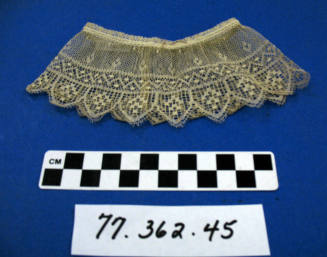 Lace fragment