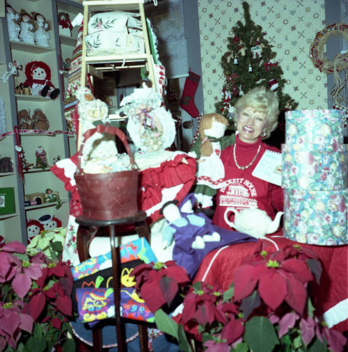 Sister Cities Christmas Tea