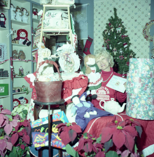 Sister Cities Christmas Tea