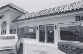 Vacant Retail Store - 1448 North Scottsdale Road, Tempe, Arizona
