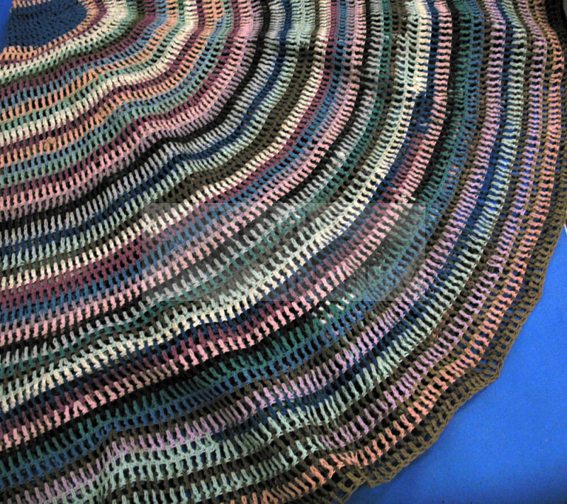 Circular rug