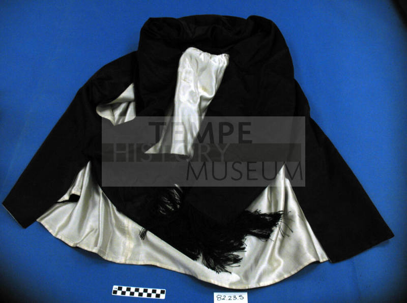 Women's Black Shoulder Cape