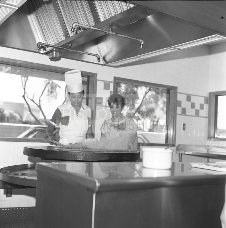 Wong's Place near McClintock and Baseline opens- Joanne and William Wong