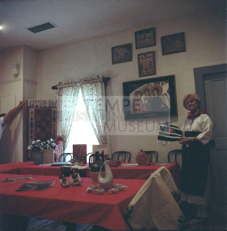 Hackett House (Interior)
