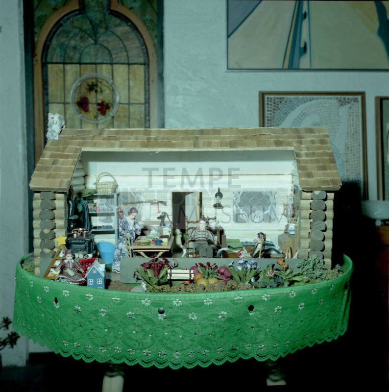 Model Cabin