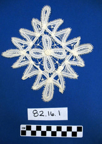 Small Cotton Doily with edging pattern