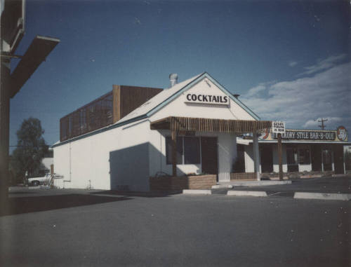 Redhead's Cottage Lounge - 1826 North Scottsdale Road, Tempe, Arizona