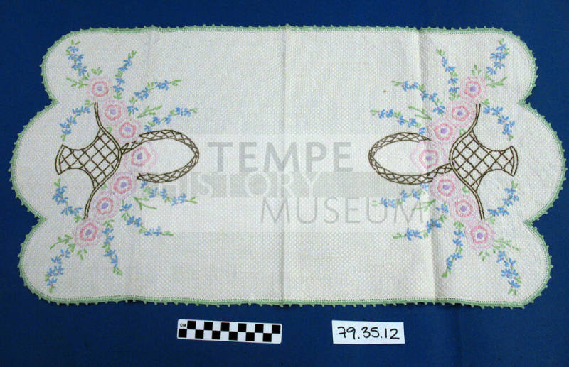 Bureau Scarf