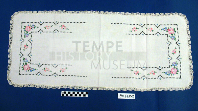 Bureau Scarf
