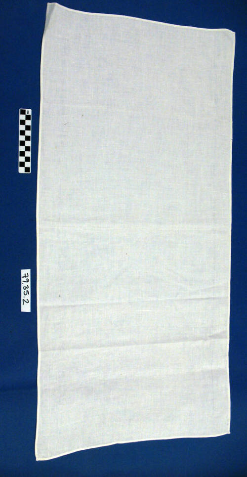 Dresser Scarf