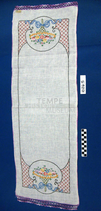 Bureau Scarf