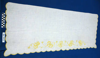 Dresser Scarf