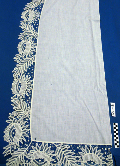 Piano scarf