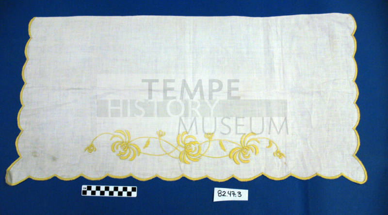 Bureau Scarf