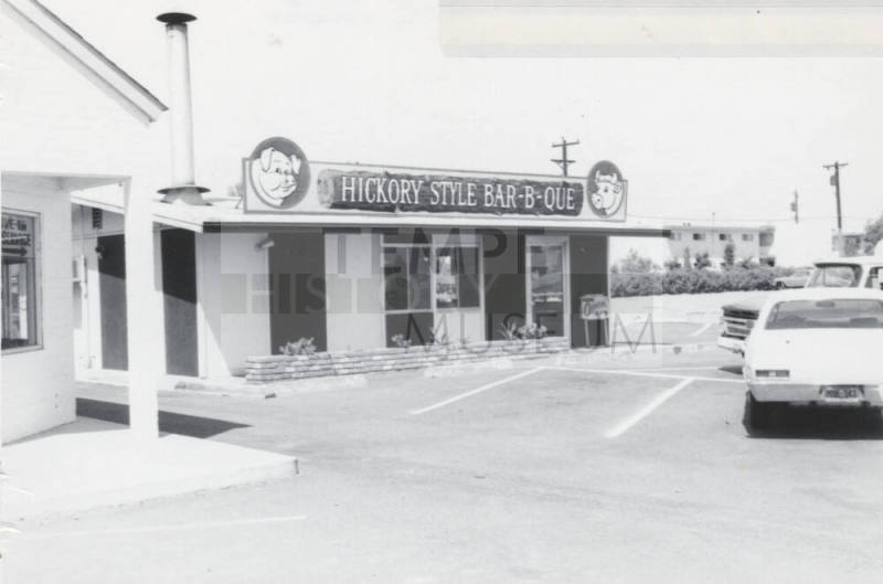 Hickory Style Bar B Que Restaurant - 1828 North Scottsdale Road, Tempe, Arizona