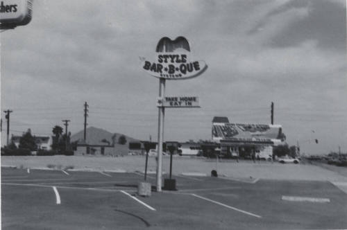 Hickory Style Bar B Que Restaurant - 1828 North Scottsdale Road, Tempe, Arizona