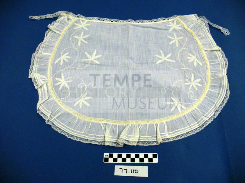 Apron, Tea