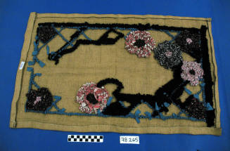 Hooked rag rug