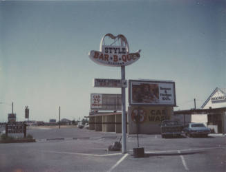 Hickory Style Bar B Que Restaurant - 1828 North Scottsdale Road, Tempe, Arizona