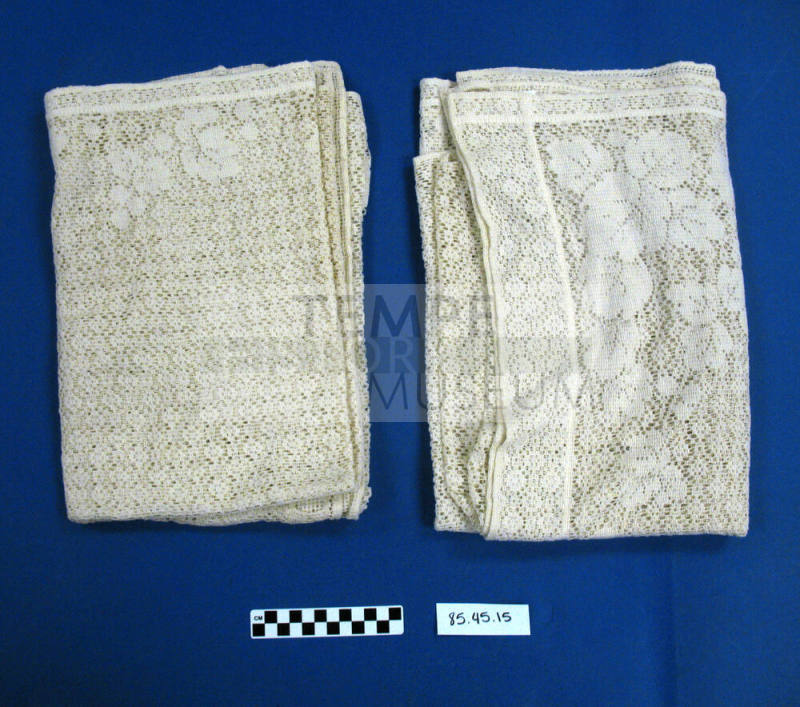 Curtain Set