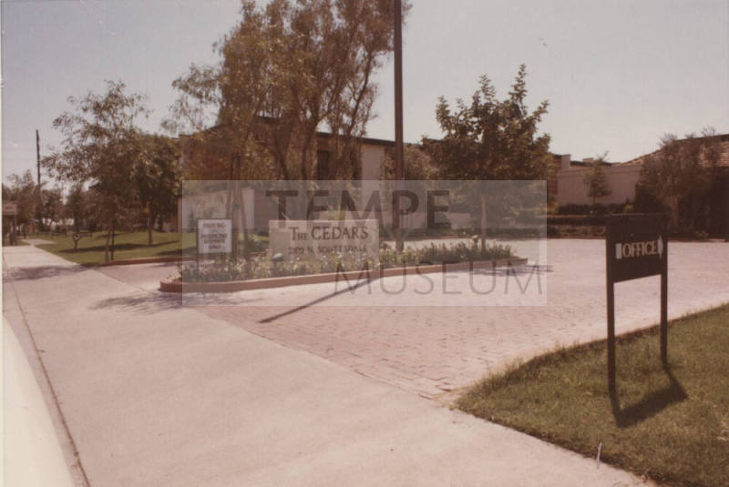 The Cedar Apartments - 2100 North Scottsdale Road, Tempe, Arizona