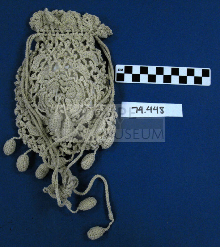 Purse, white crochet
