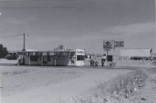 Double R R Drive in Market - 2516 North Scottsdale Road, Tempe, Arizona