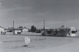 Double R R Drive in Market - 2516 North Scottsdale Road, Tempe, Arizona