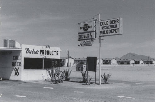 Double R R Drive in Market - 2516 North Scottsdale Road, Tempe, Arizona