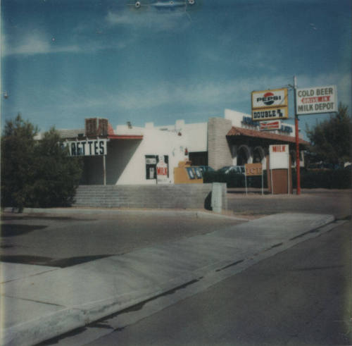 Double R R Drive in Market - 2516 North Scottsdale Road, Tempe, Arizona