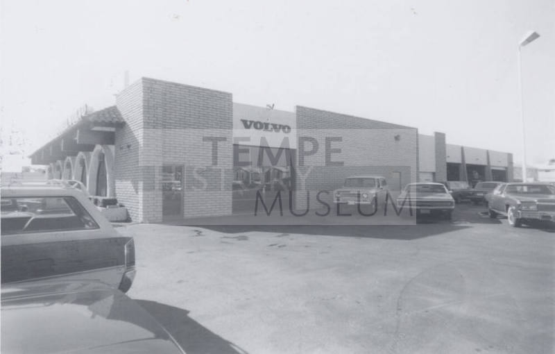 Powell Volvo Automotive Dealership - 2530 North  Scottsdale Road, Tempe, Arizona