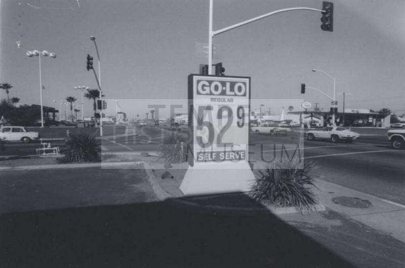 Go Lo Gasoline Station - 2730 North Scottsdale Road, Tempe, Arizona