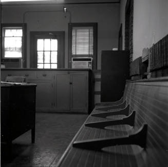 Waiting room of Tempe Depot during Amtrak years