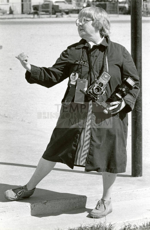 Jan Young gives instructions to her subject.
