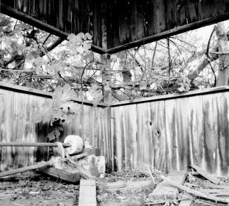 Henness House Barn