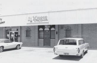 Yucca Tap Room Cocktail Lounge - 29 West Southern Avenue, Tempe, Arizona