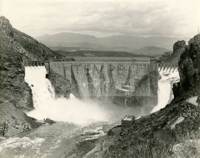 Roosevelt Dam