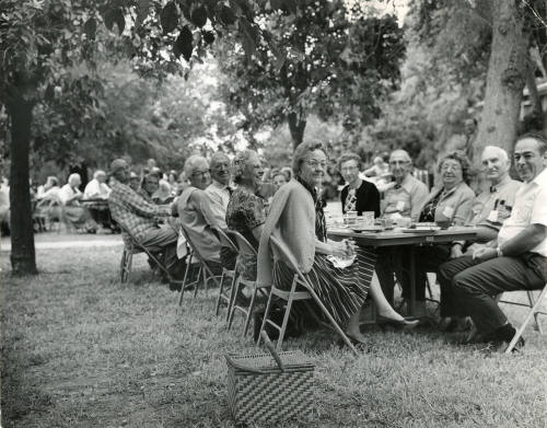 Old Settlers Picnic in Thane Read's Yard